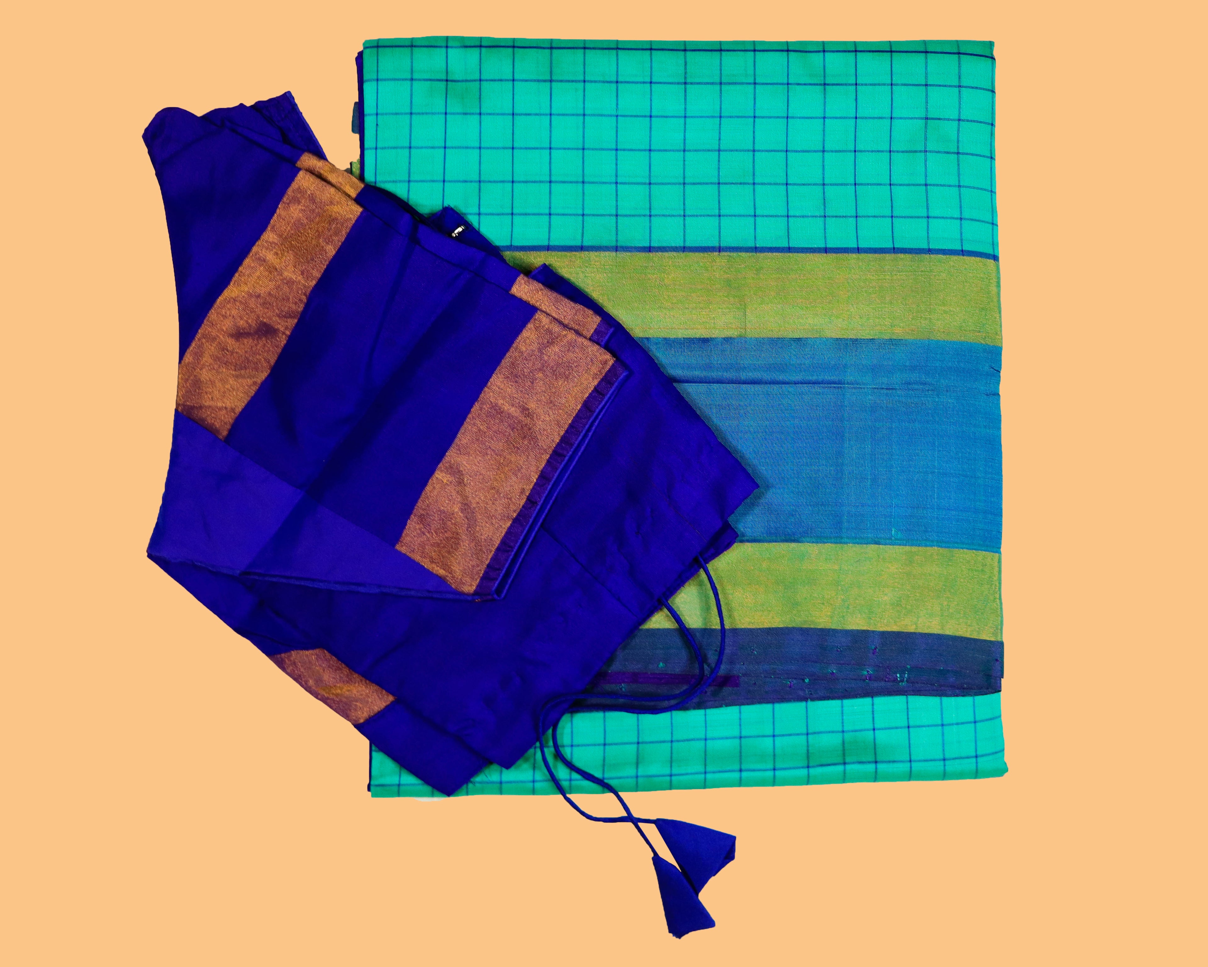 Handloom Uppada Pattu Checks Saree with Ready-to-Wear Stitched Blouse