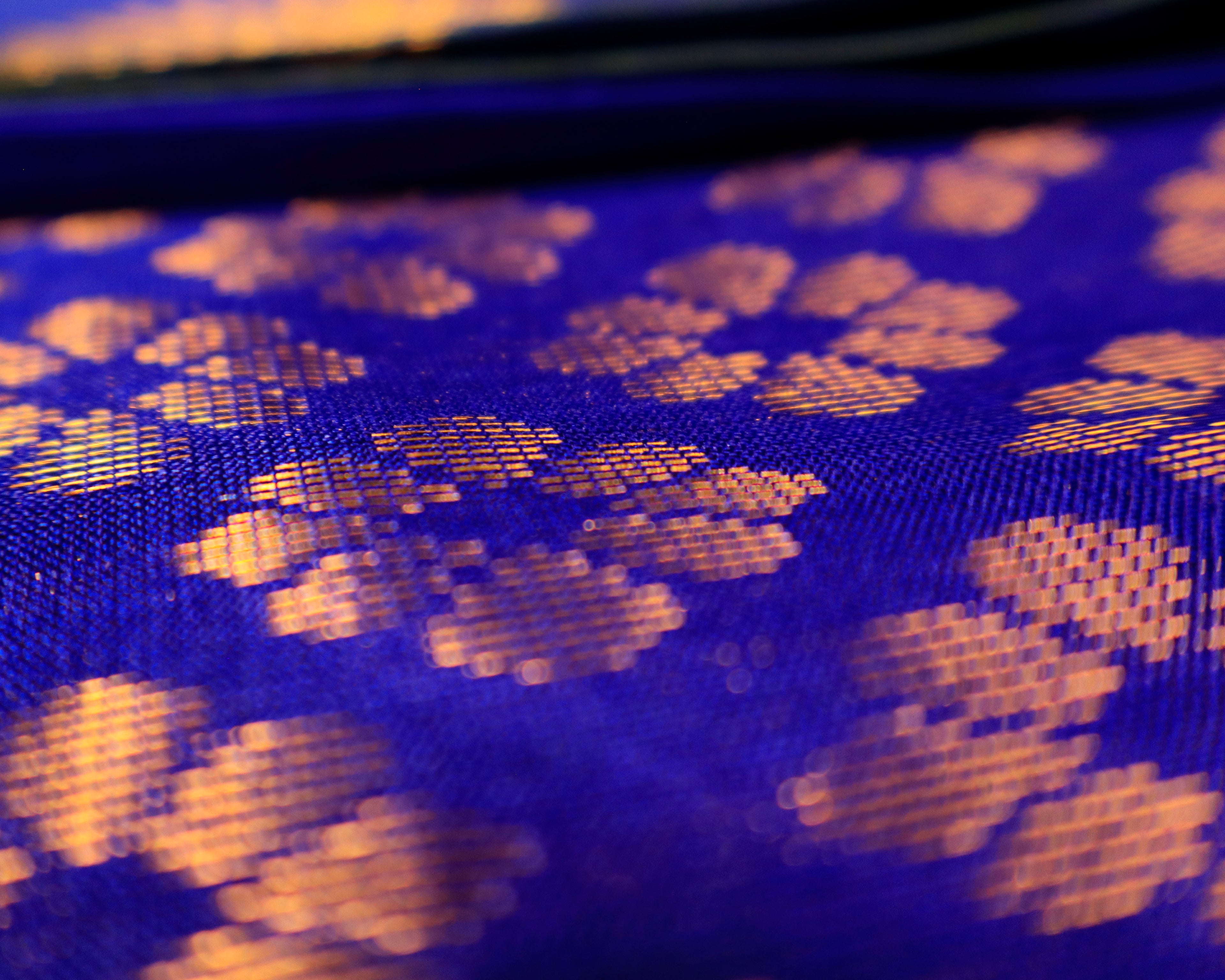 Handloom uppada pattu tissue saree