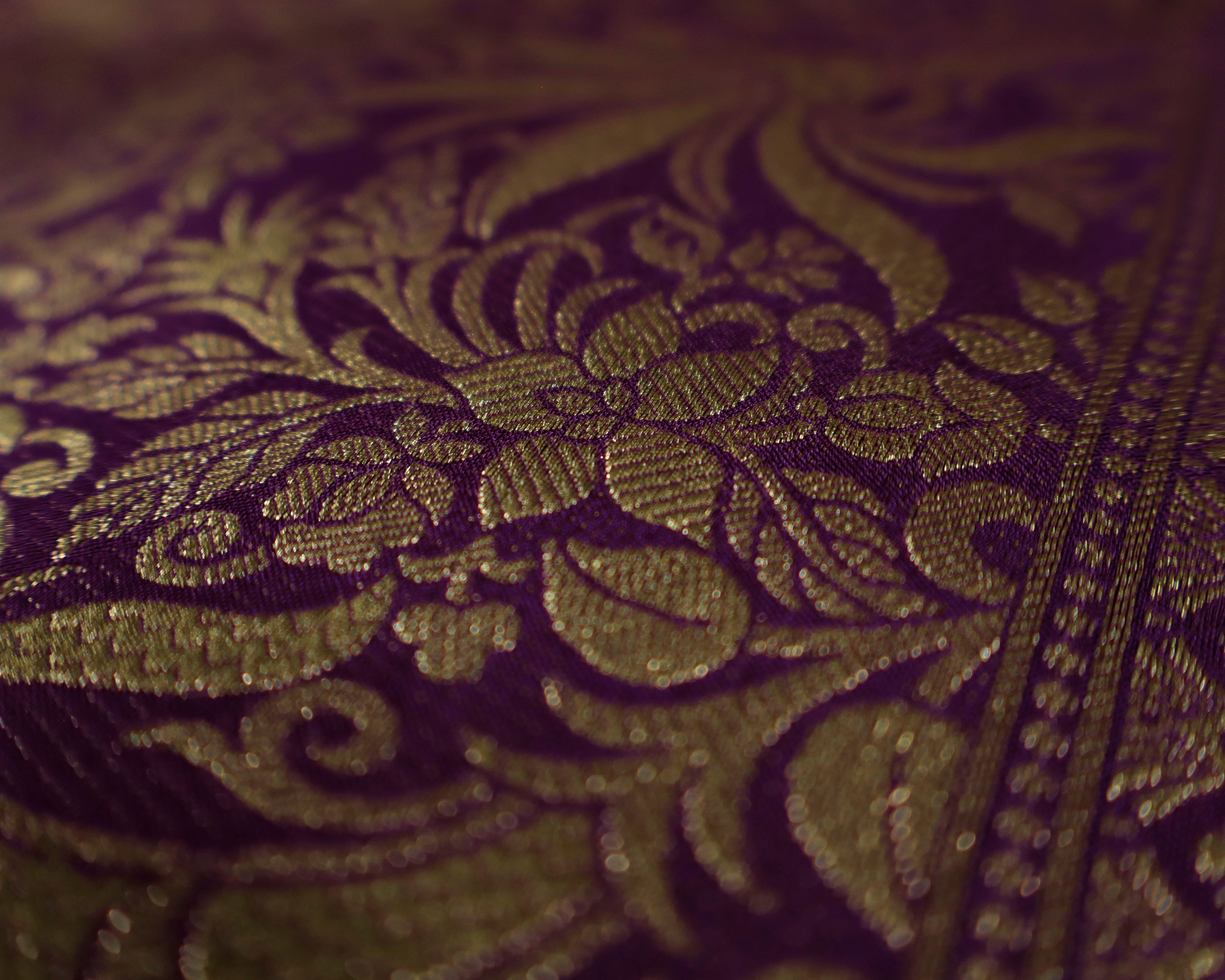 Designer soft purple and gold combination of traditional Rangkat Designer Saree