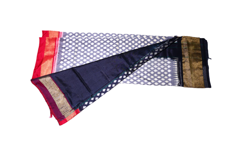 Handloom Pochampally Ikkat Pattu Saree - Premium Silk with Running Blouse